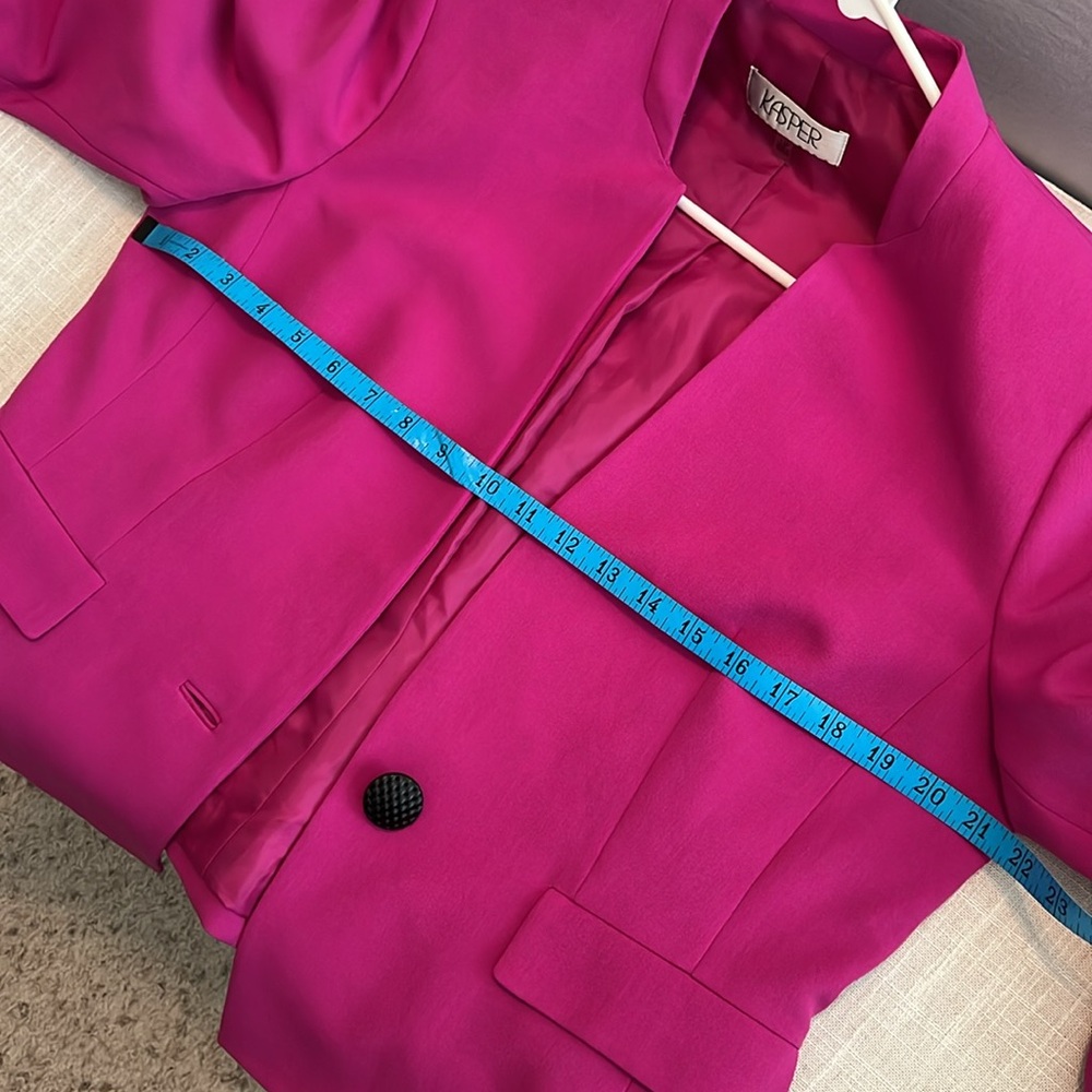 Kasper Fuchsia Collarless Blazer - Picture 7 of 10